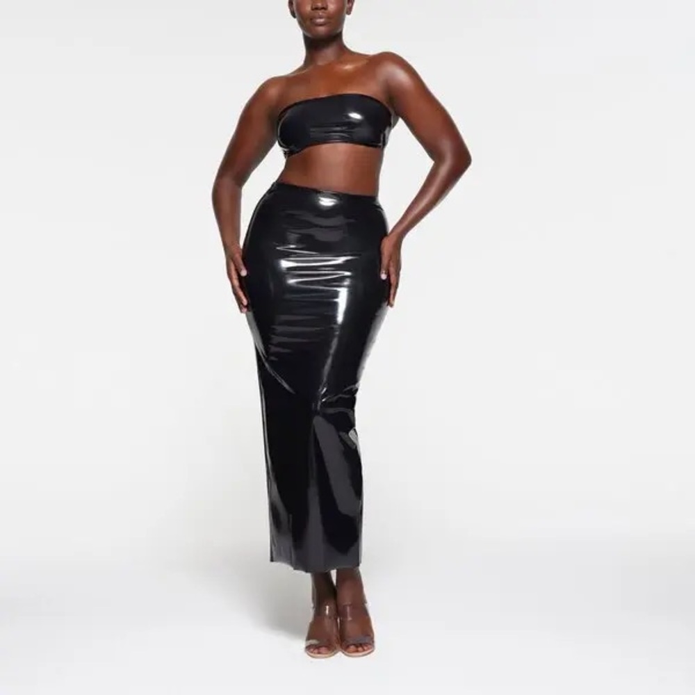 SKIMS NWT Stretch Vinyl Tube Skirt 4X in Onyx SOLD OUT ONLINE Trending SkimsKKW